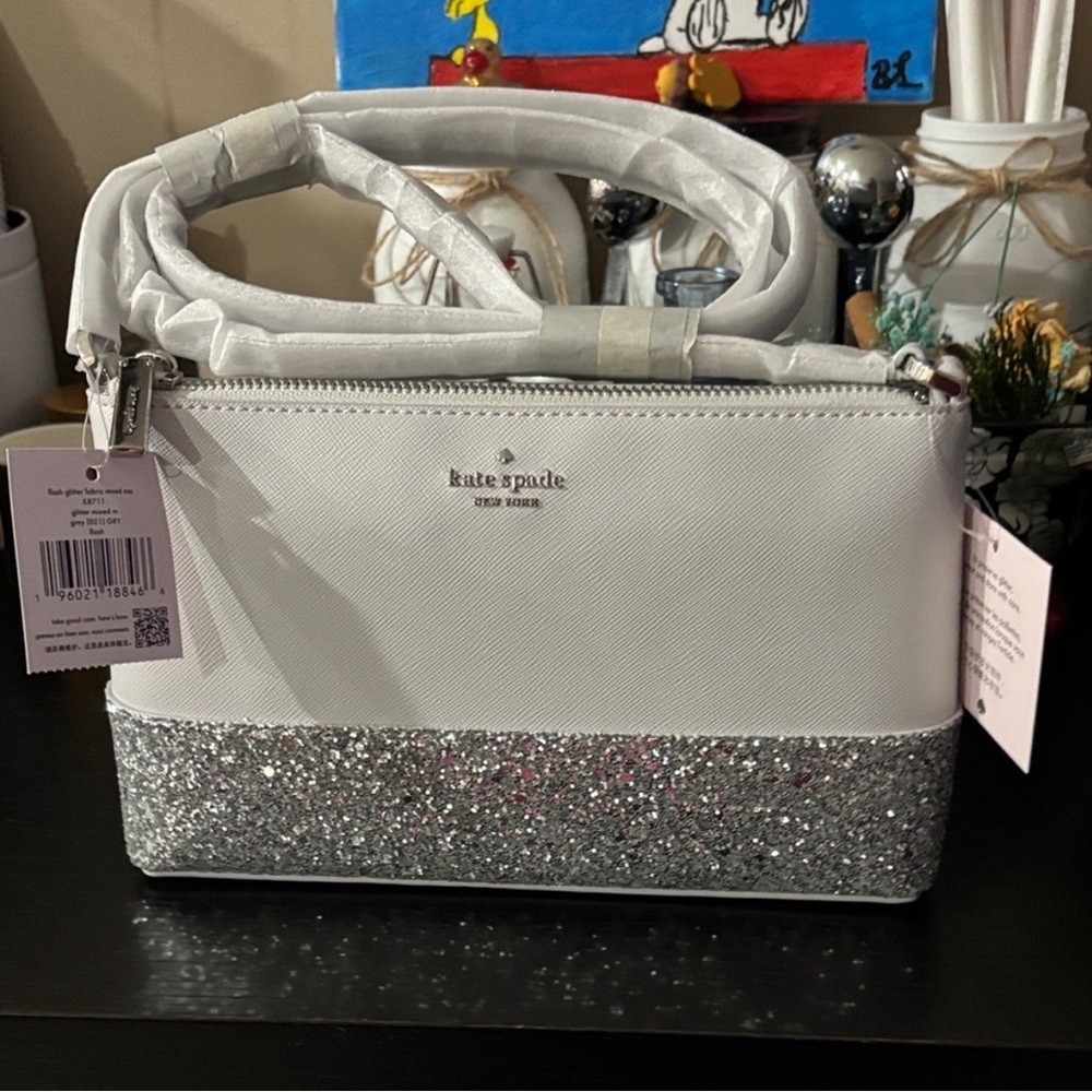 Kate Spade New York Flash Crossbody - Picture 2 of 8